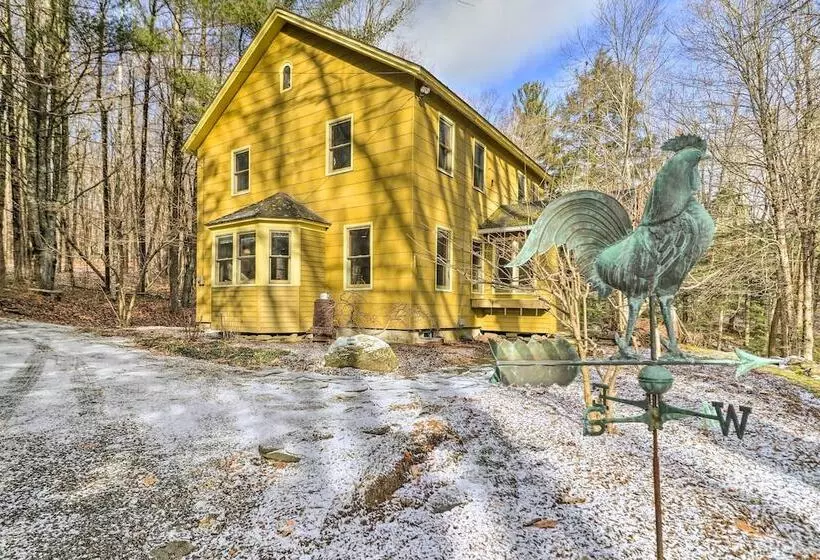 Cozy Monterey Home W/ Porch: Walk To Lake Garfield