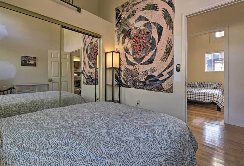 Custom Home W/ Courtyard In Downtown Vallejo!