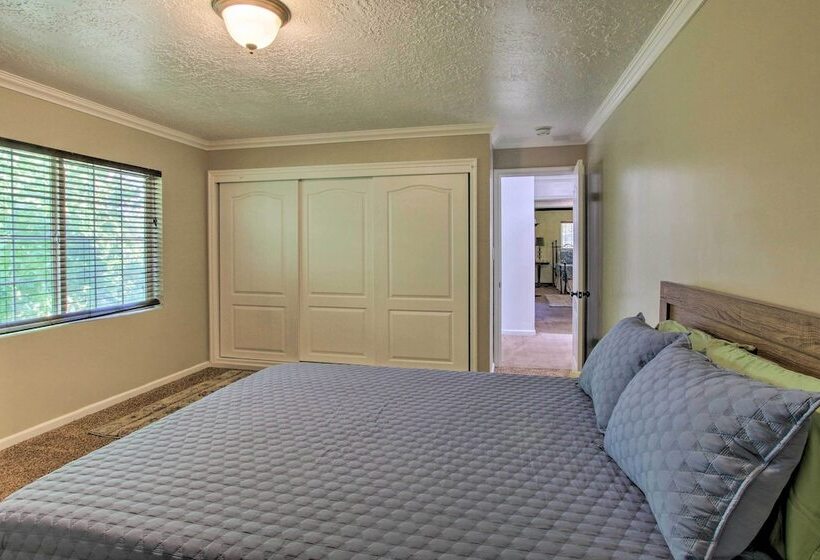 Fun, Fresh Ogden Abode W/ Patio & Grill!