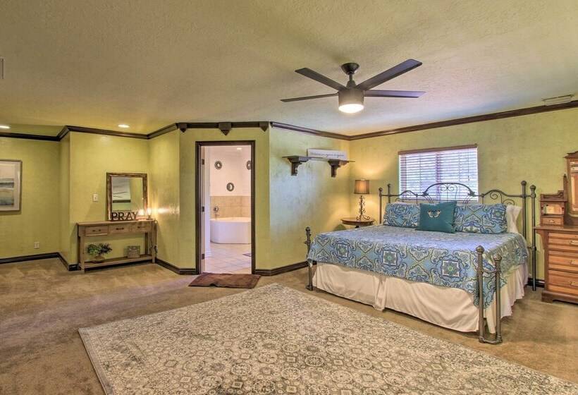 Fun, Fresh Ogden Abode W/ Patio & Grill!