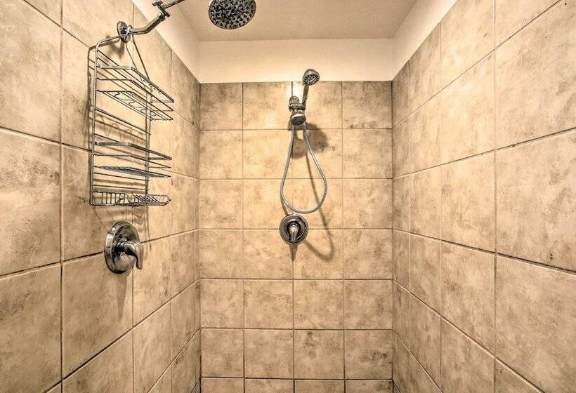 Fun, Fresh Ogden Abode W/ Patio & Grill!