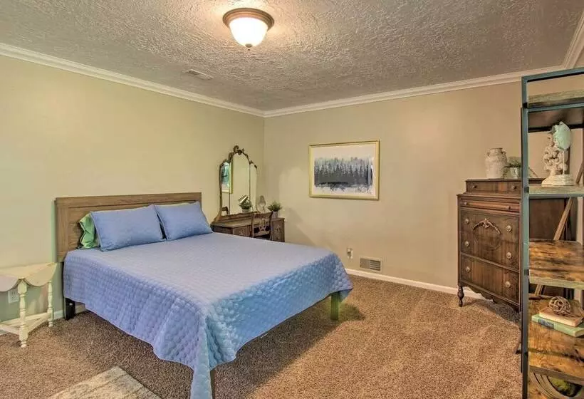 Fun, Fresh Ogden Abode W/ Patio & Grill!