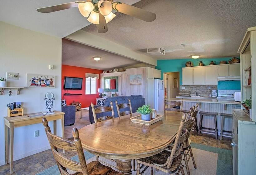 Funky & Colorful Desert Abode By Joshua Tree