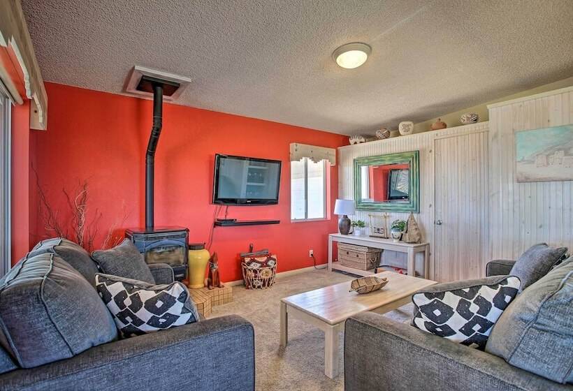 Funky & Colorful Desert Abode By Joshua Tree