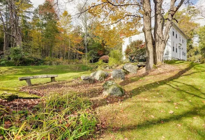 Historic Home W/ Modern Updates On < 4 Acres