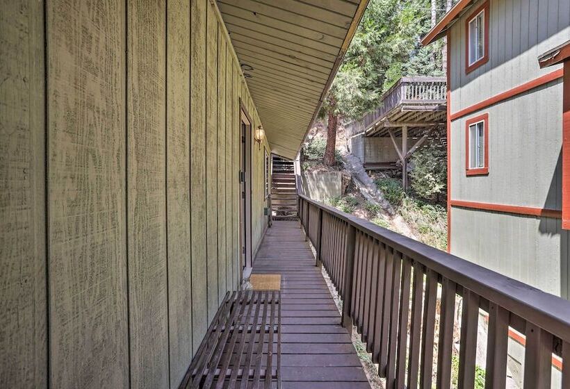 Lake Arrowhead Cabin W/ Mid Century Charm!