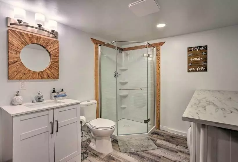 Lake Arrowhead Cabin W/ Mid Century Charm!