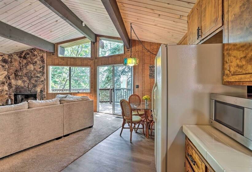 Lake Arrowhead Cabin W/ Mid Century Charm!