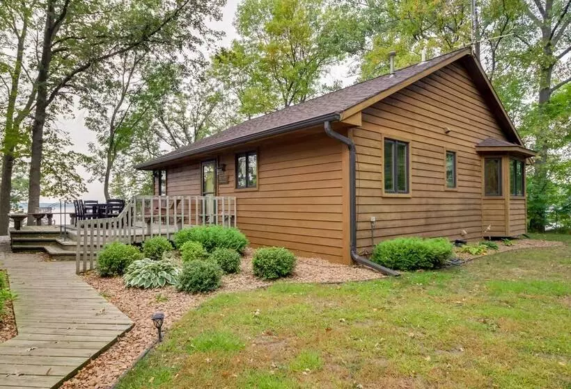 Sandy Beach Family Getaway W/ Fire Pit & Deck!