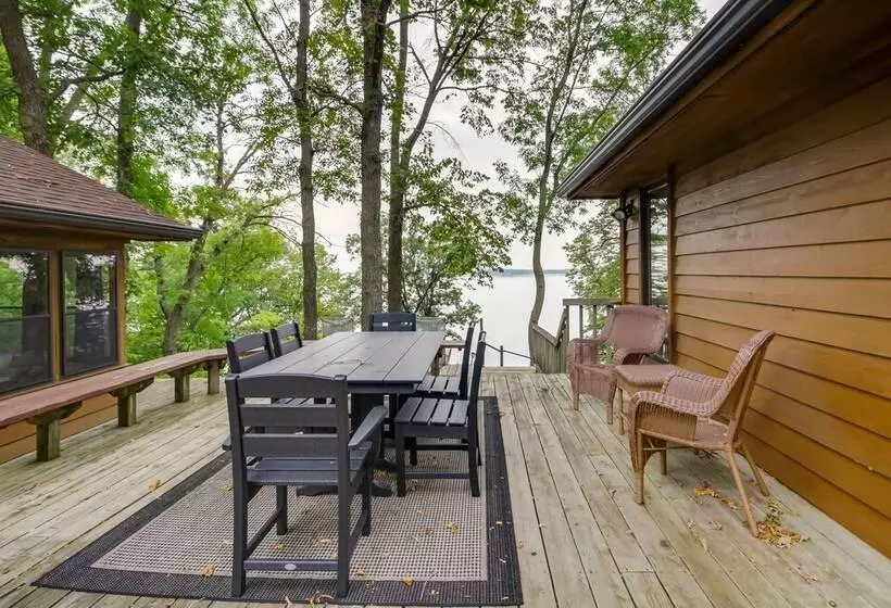 Sandy Beach Family Getaway W/ Fire Pit & Deck!