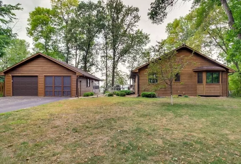 Sandy Beach Family Getaway W/ Fire Pit & Deck!