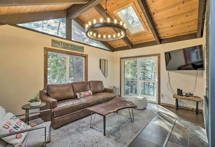Incline Village Cabin W/ Patio: 2 Mi To Beach!
