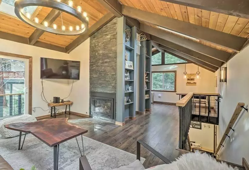 Incline Village Cabin W/ Patio: 2 Mi To Beach!
