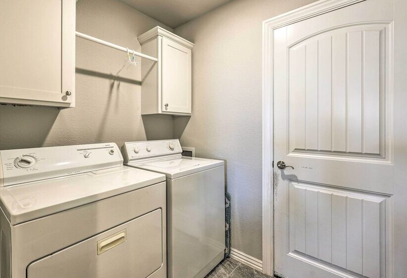 Fayetteville Home: Near University & Biking Trails