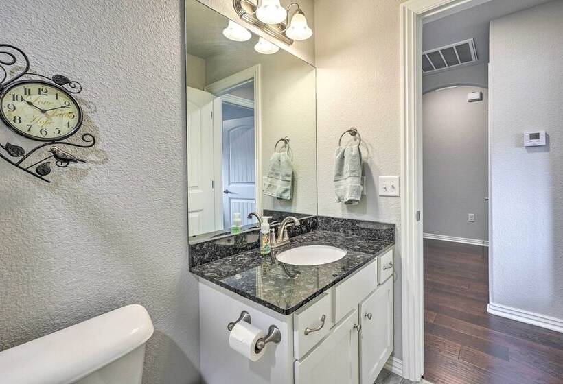 Fayetteville Home: Near University & Biking Trails