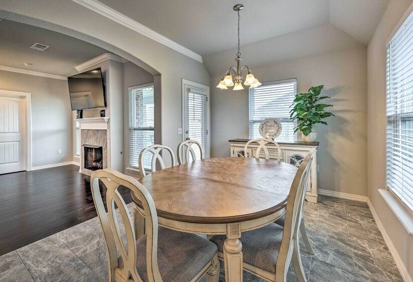 Fayetteville Home: Near University & Biking Trails