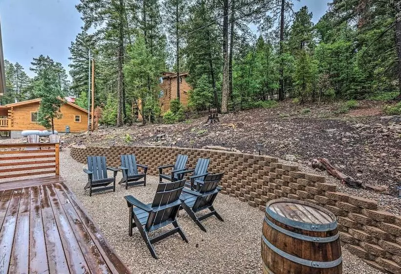 On The Rocks   A Modern Home W/ Decks & Views