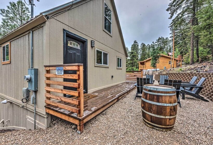 On The Rocks   A Modern Home W/ Decks & Views