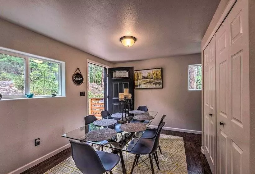 On The Rocks   A Modern Home W/ Decks & Views