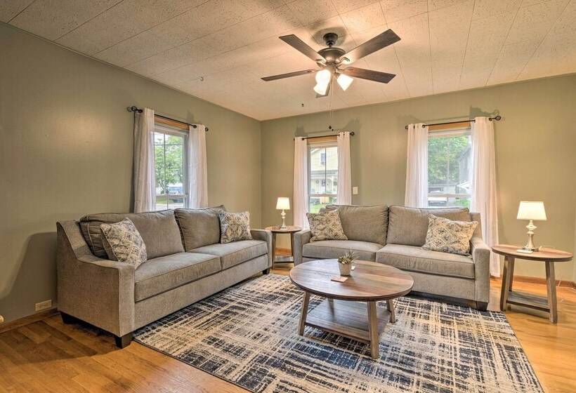 Penn Yan Escape W/ Yard, 1 Mi To Keuka Lake!