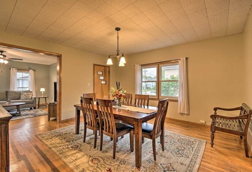 Penn Yan Escape W/ Yard, 1 Mi To Keuka Lake!