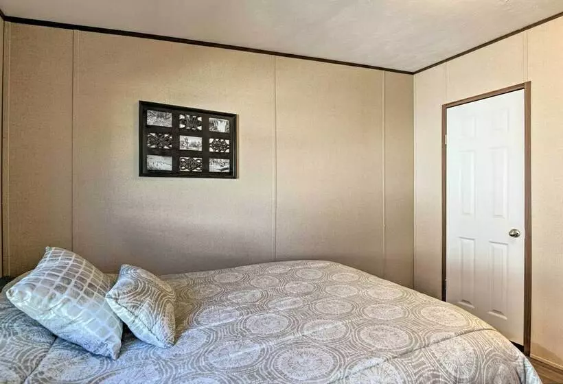 Quaint Port O Connor Home   3 Mi To Beach!