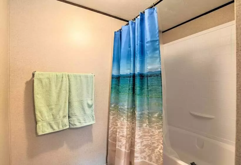 Quaint Port O Connor Home   3 Mi To Beach!