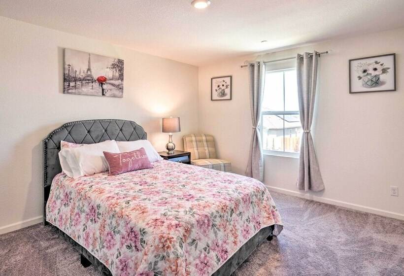 Sacramento Retreat W/ Yard ~ 13 Mi To Dtwn!