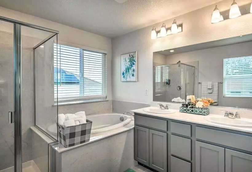 Sacramento Retreat W/ Yard ~ 13 Mi To Dtwn!