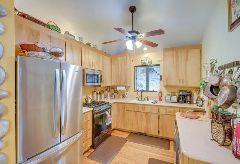 Secluded Placerville Cabin W/ Deck: Walk To River!