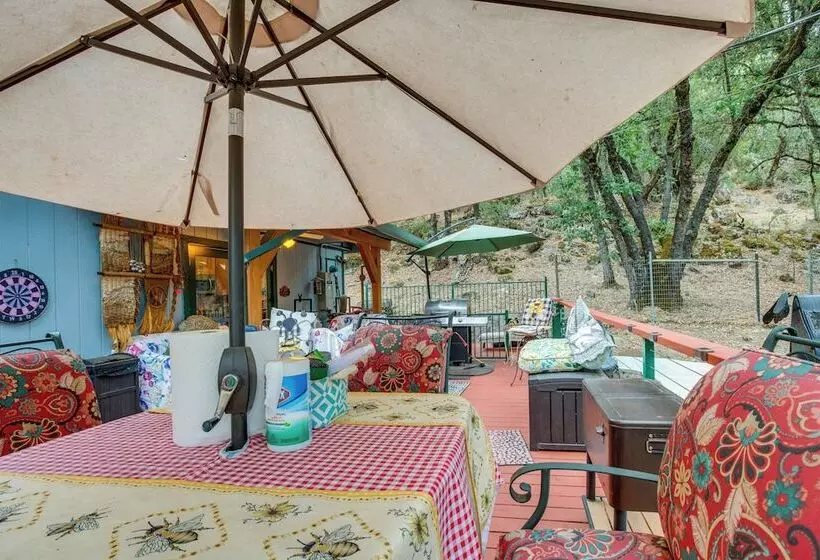 Secluded Placerville Cabin W/ Deck: Walk To River!