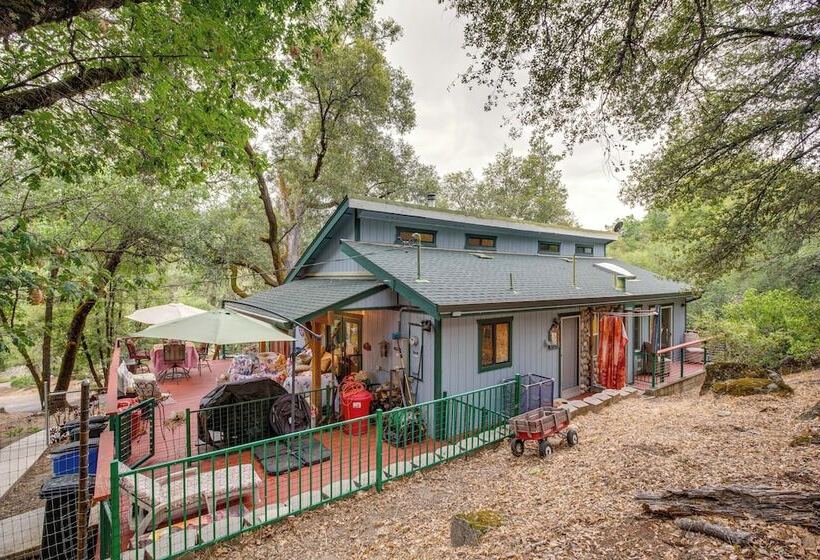 Secluded Placerville Cabin W/ Deck: Walk To River!