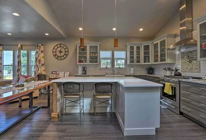 La Fire Victims Discount: Sierra Sunset Inn!