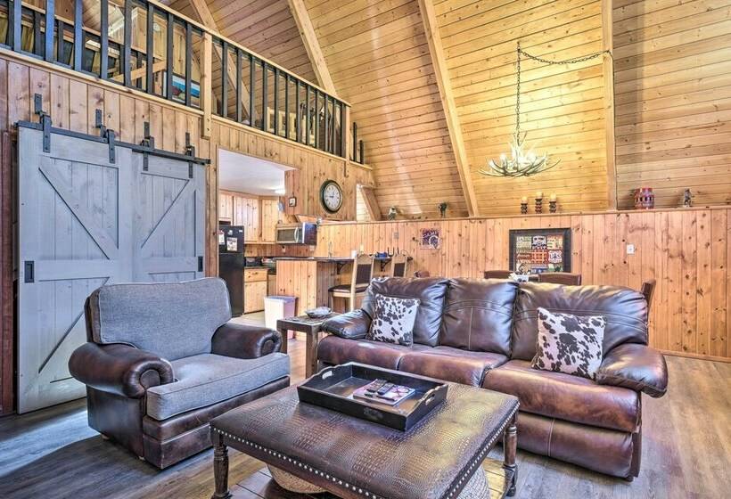 Ski In/ski Out Red River Cabin W/ Mtn Views!