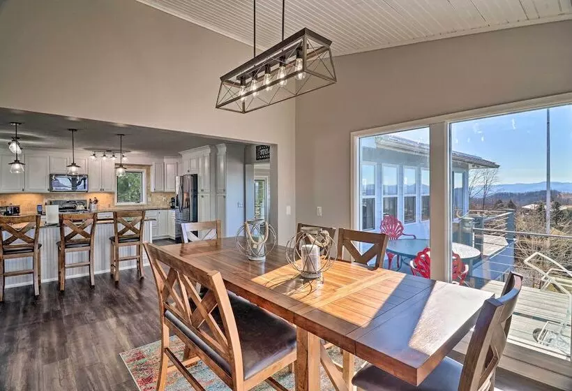 North Carolina Vacation Rental W/ Fire Pit & Grill