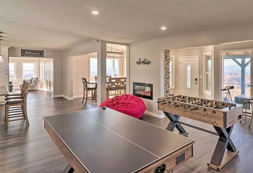 North Carolina Vacation Rental W/ Fire Pit & Grill