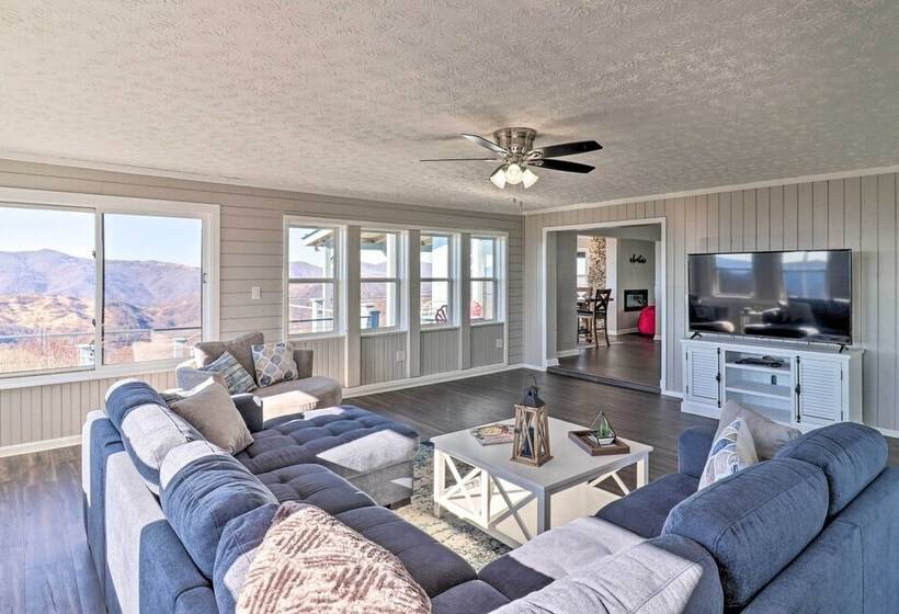 North Carolina Vacation Rental W/ Fire Pit & Grill