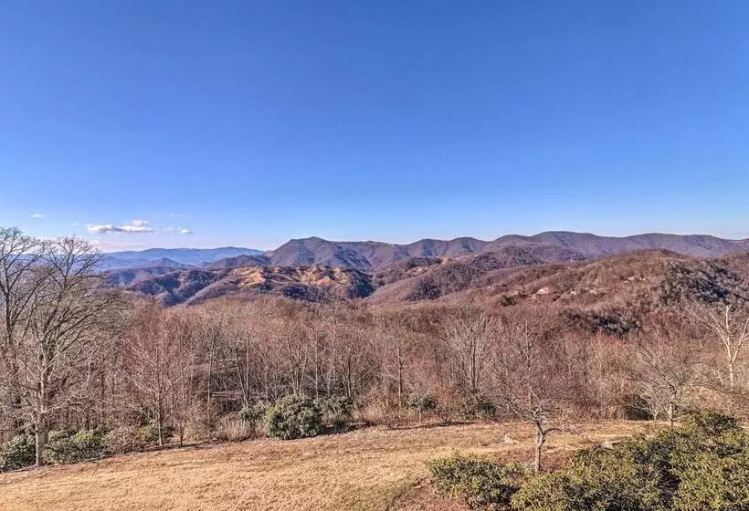 North Carolina Vacation Rental W/ Fire Pit & Grill