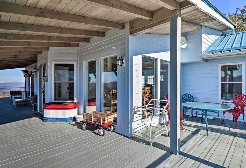 North Carolina Vacation Rental W/ Fire Pit & Grill