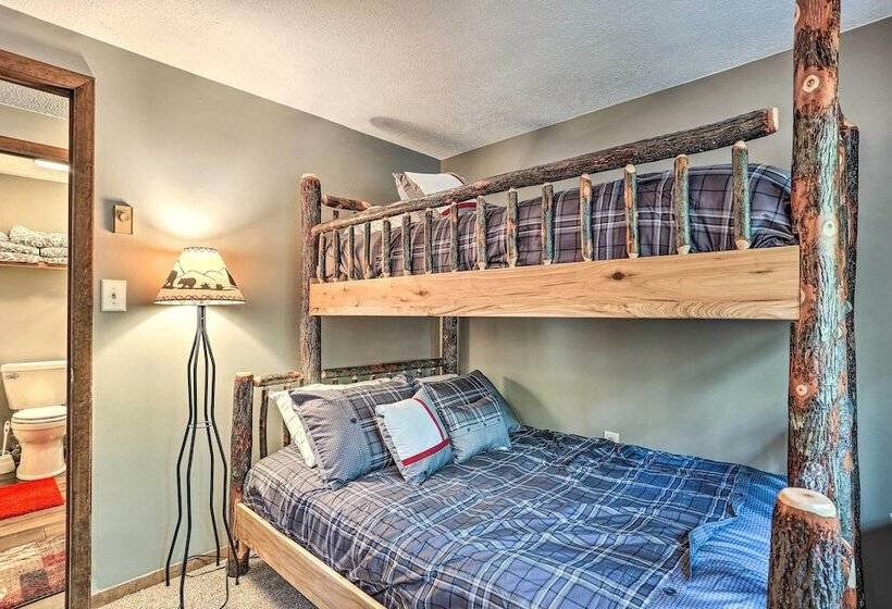 Walk To Lake & Beach: Pocono Cabin W/ Fire Pit