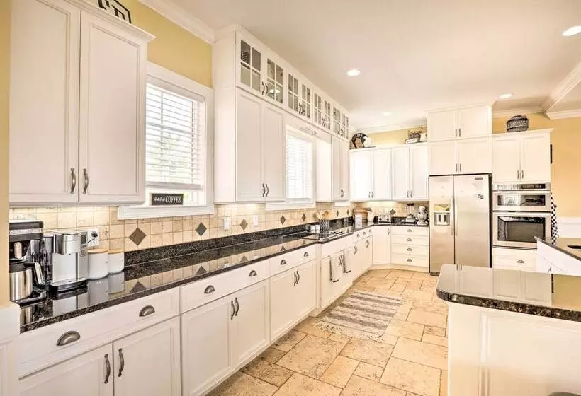 Palm Coast Oasis W/ Pool: Steps To Cinnamon Beach!