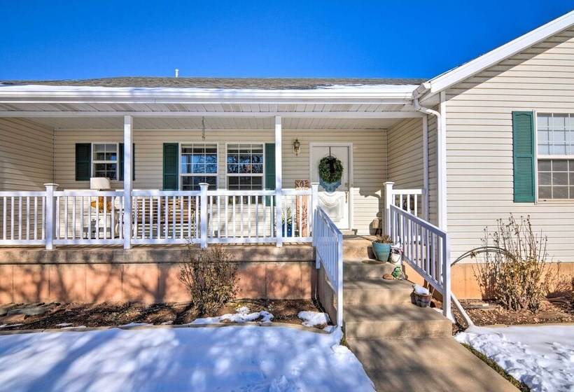 Sunny Retreat ~ 12 Mi To Brian Head Resort!