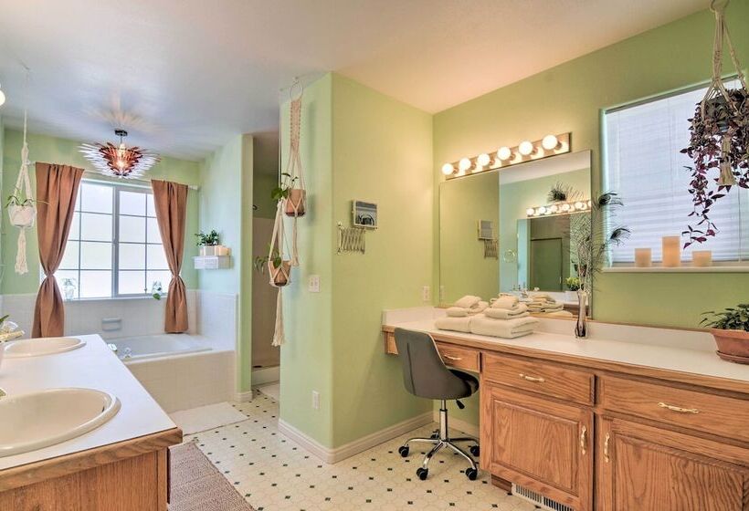 Sunny Retreat ~ 12 Mi To Brian Head Resort!