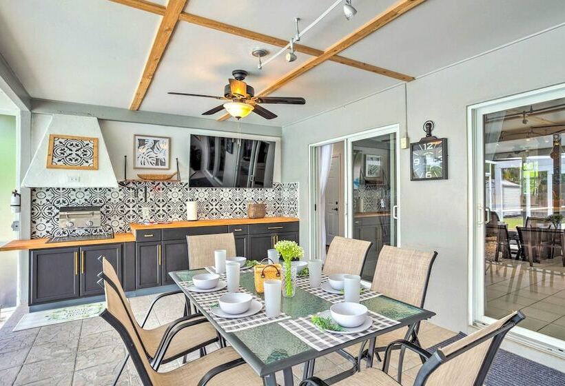 Tropical Landing Stuart Home W/ Pool + Grill!