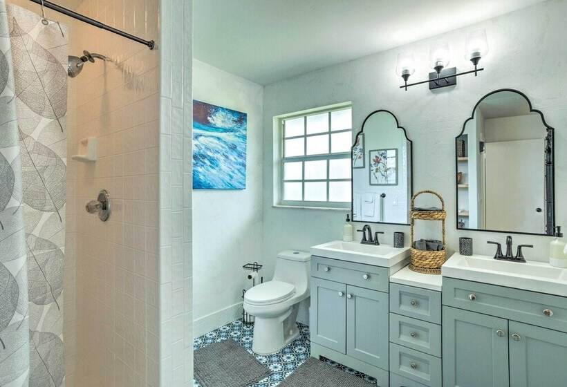 Tropical Landing Stuart Home W/ Pool + Grill!