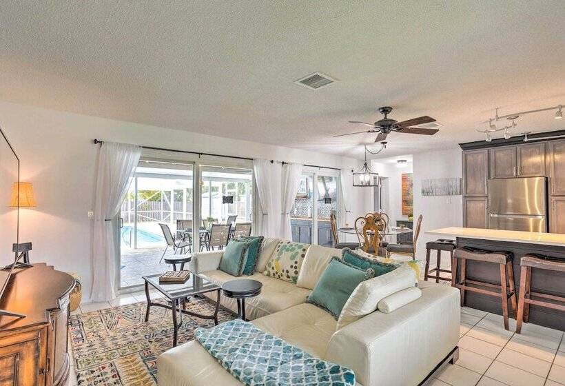 Tropical Landing Stuart Home W/ Pool + Grill!