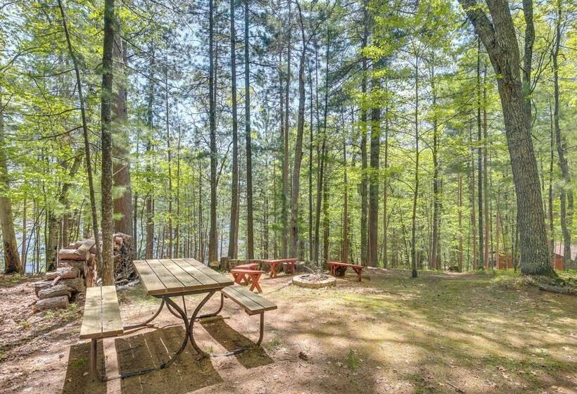 Three Lakes Home, Walk To Virgin Lake