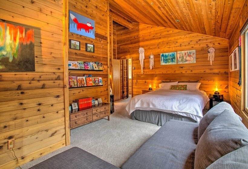 Tranquil Dumont Home W/ Creek & Mtn Views!