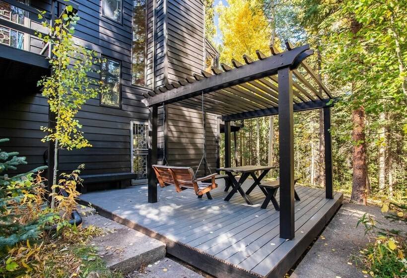 Tranquil Dumont Home W/ Creek & Mtn Views!