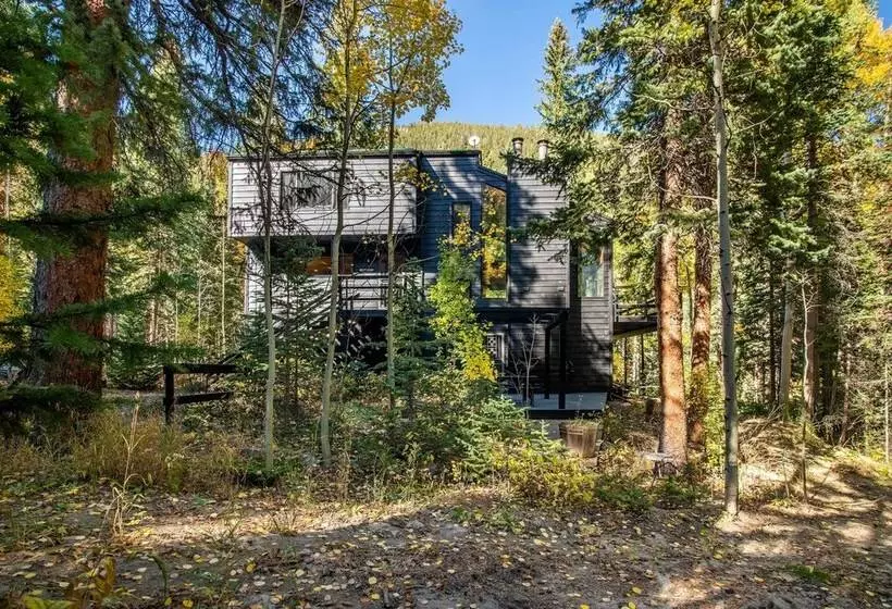 Tranquil Dumont Home W/ Creek & Mtn Views!